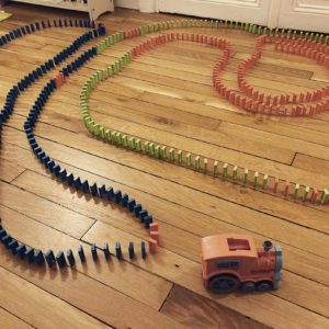 Domino train